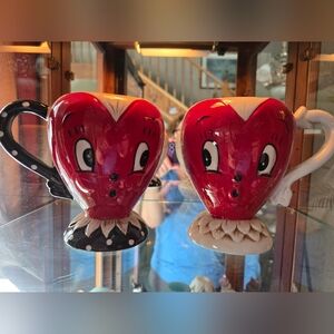 Pait Of Johanna Parker Carnival Cottage Heart Mugs Mint Condition Vintage Theme